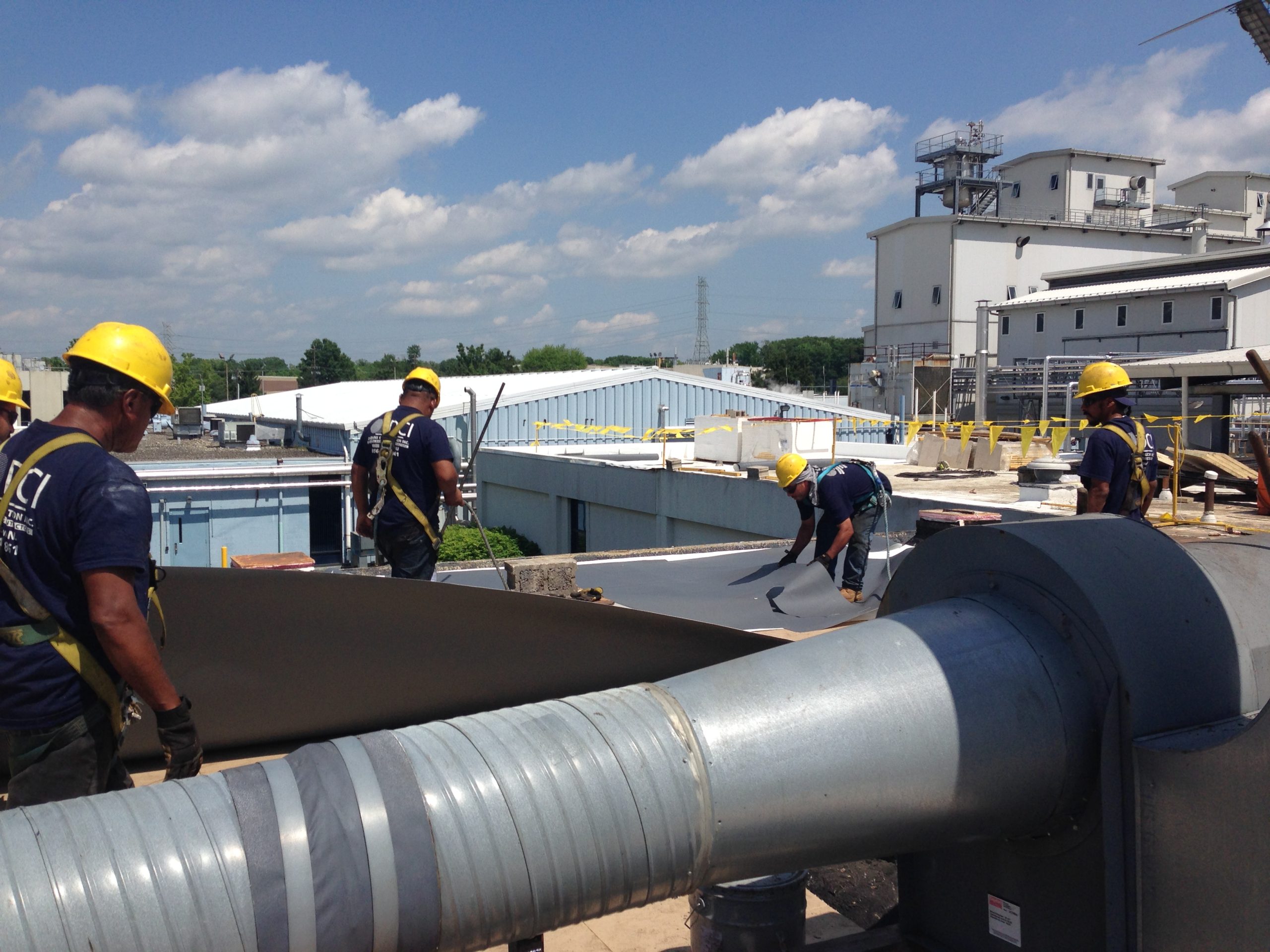 commercial roofing contractor